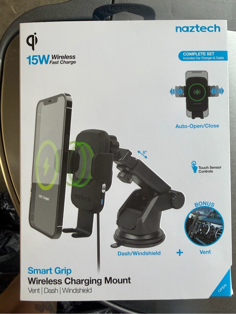 Naztech Smart Grip  Black Smart Grip Wireless Car Charging Mount